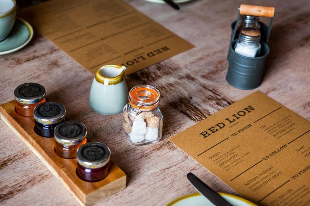 The Red Lion Hotel Cromer Ngoại thất bức ảnh Red Lion, 2019